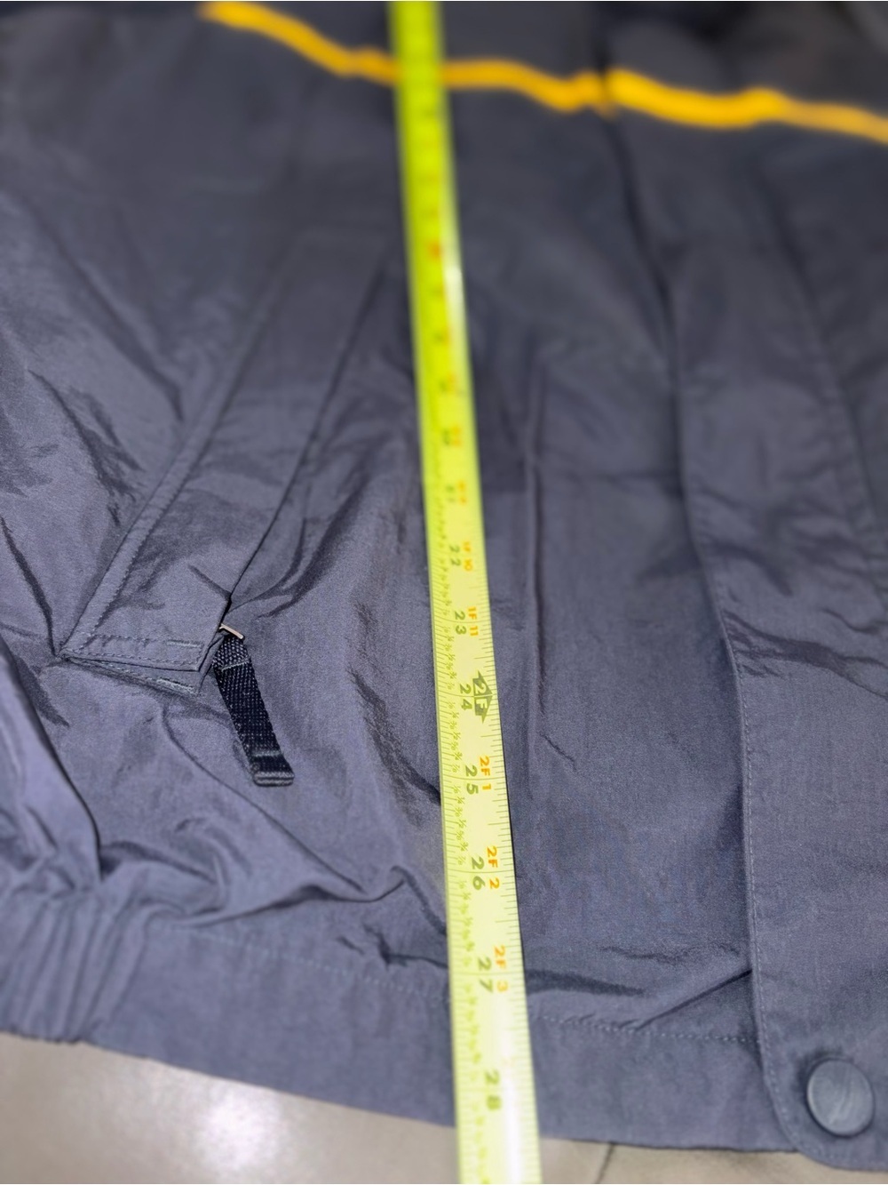 Nautica Hooded Windbreaker Rain Jacket Navy Yellow Mesh Lined XL - Picture 8 of 8